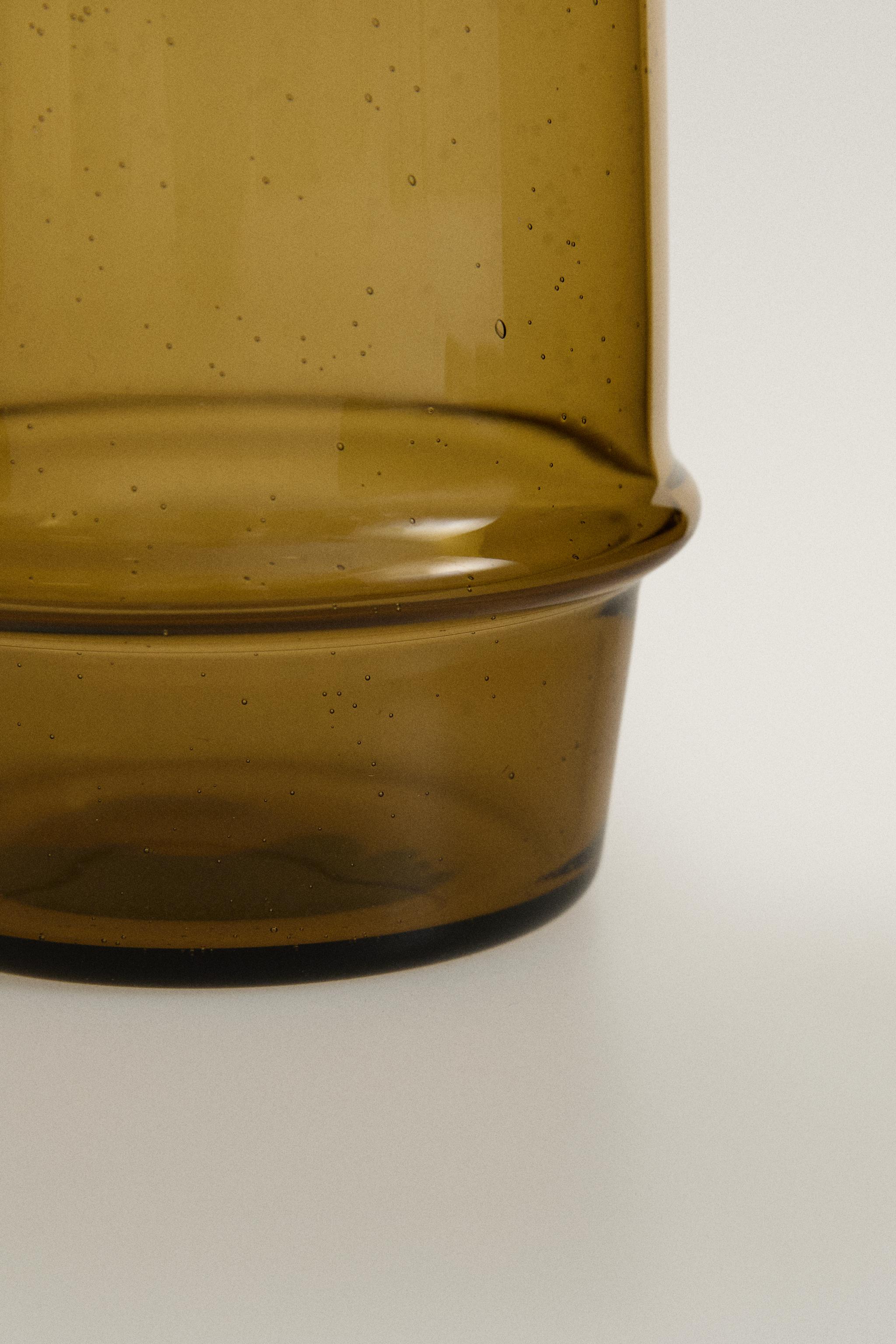 BUBBLE-EFFECT GLASS TUMBLER